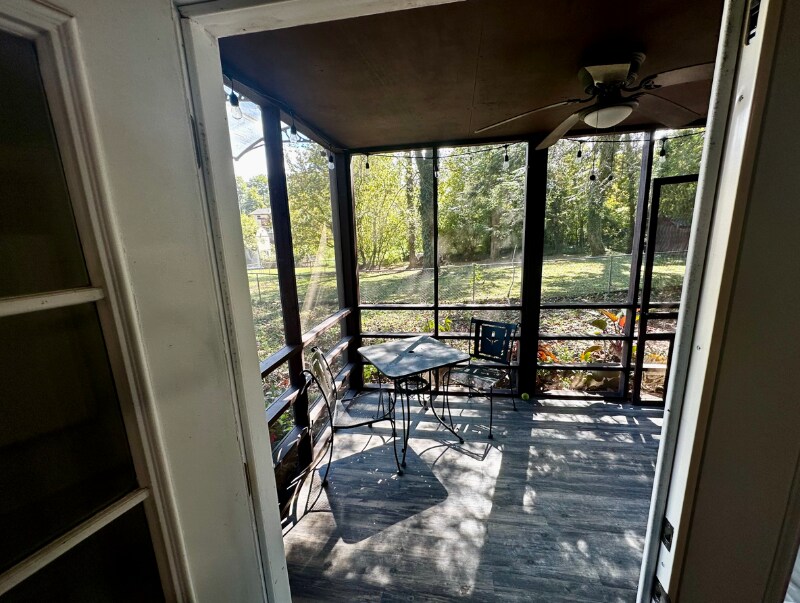 Building Photo - 4412 Mellowood Cir