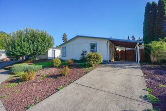 Building Photo - TWO BEDROOM MANUFACTURED HOME IN EAST COUNTY