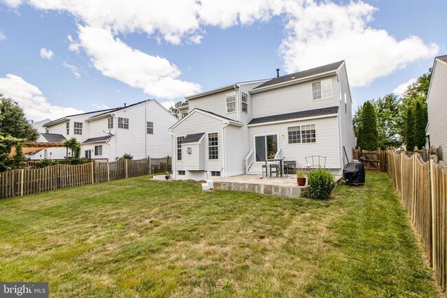 Building Photo - 115 Richard Dr SE