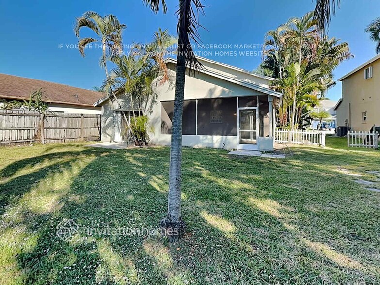 Building Photo - 6236 Lansdowne Cir