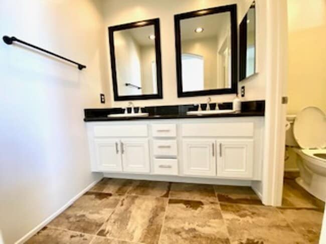 Building Photo - *Coming Soon!*  Remodeled 3 bedroom townho...