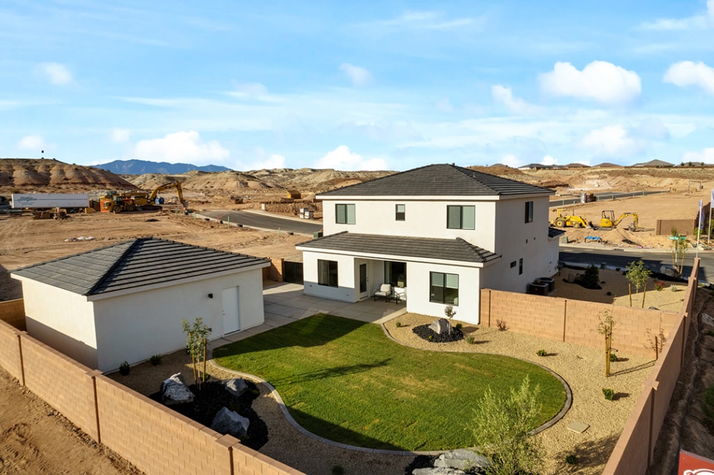Building Photo - 6068 S White Trails Dr