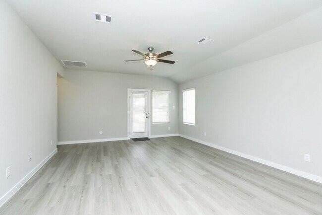 Building Photo - 14110 Greystone Ter St