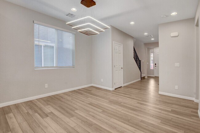 Building Photo - Beautifully Upgraded 4 Bedroom, Two Story ...