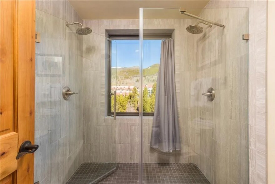 Building Photo - 1211 W Keystone Rd