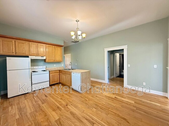 Building Photo - 2313 Bailey Ave