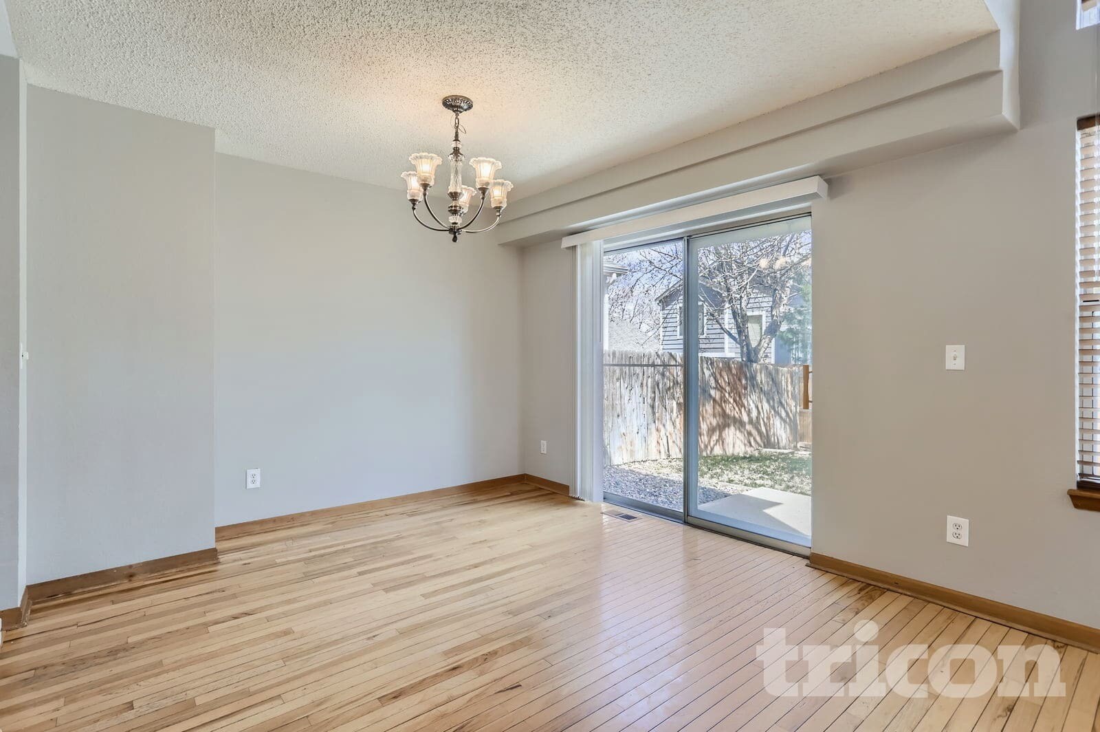 Building Photo - 8852 Clover Meadow Ln