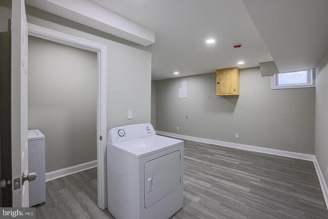 Building Photo - 4415 Old York Rd