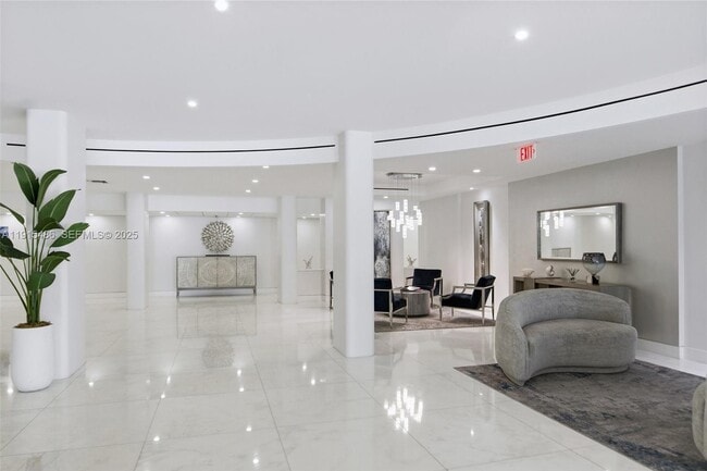 Building Photo - 3546 S Ocean Blvd