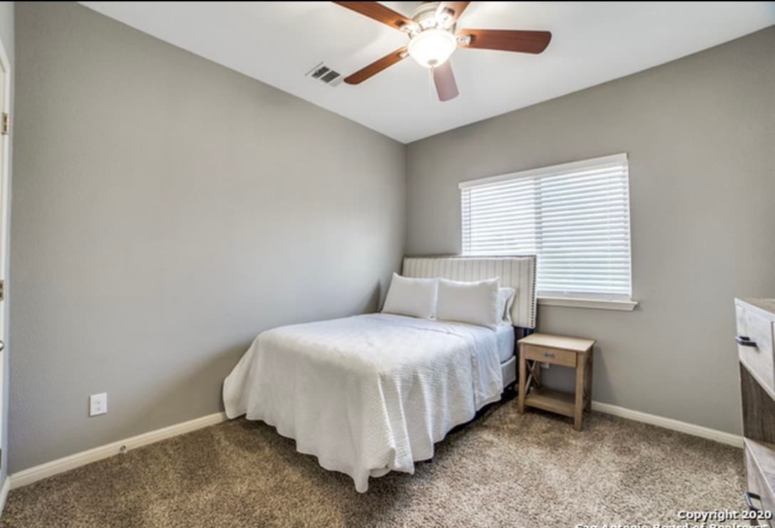 Bedroom 3 - 1330 Plaza Lake Dr