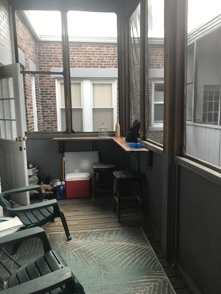 Building Photo - 12 Farrington Ave