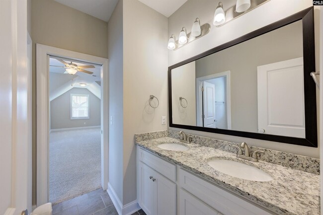 Building Photo - 108 Magnolia Petal Dr