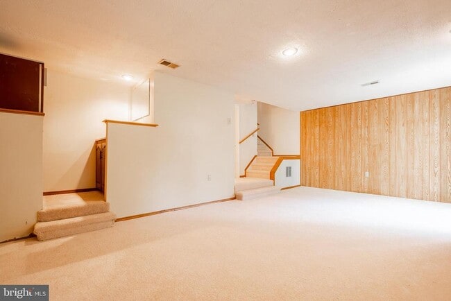 Building Photo - 7711 Shootingstar Dr