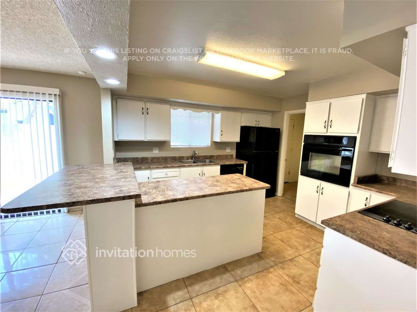 Building Photo - 3751 W Shangri-la Rd