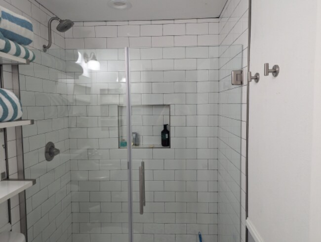 Building Photo - 4354 N 82nd St