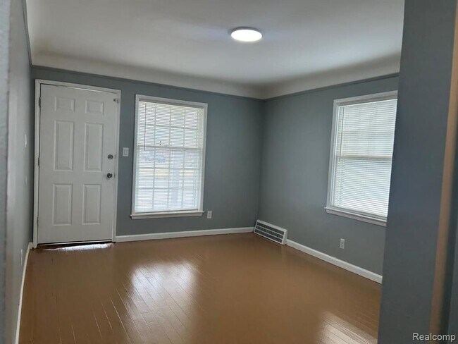 Building Photo - 19710 Moross Rd