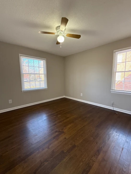 Building Photo - 135 E Hill St