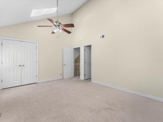 Building Photo - 1701 Early Settlers Rd