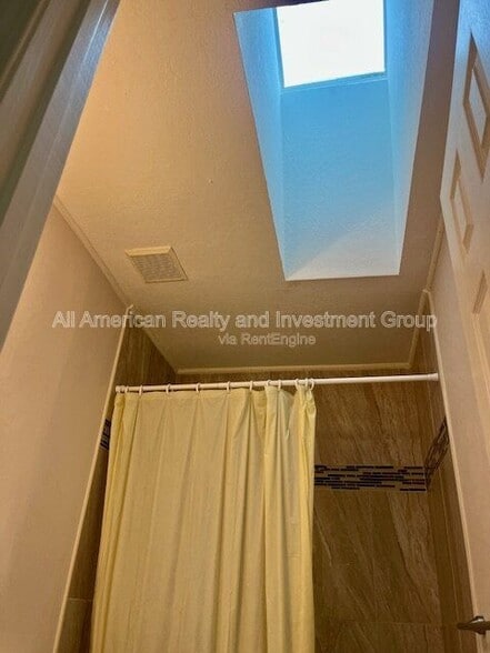 Building Photo - 366 Canterbury Cir NW