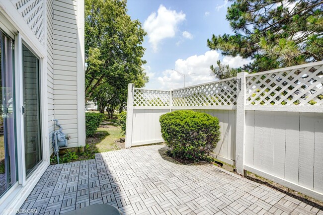 Building Photo - 436 Yorktown Ct