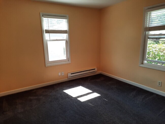 Building Photo - 3Br/2Bath House in Evanston $3,600/m