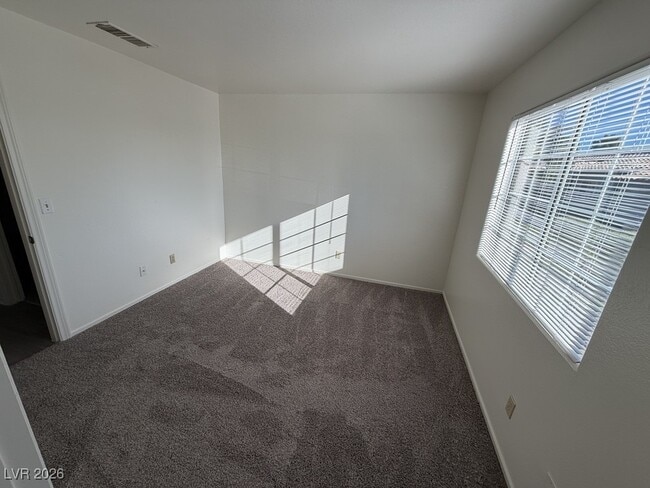 Building Photo - 275 N Lamb Blvd