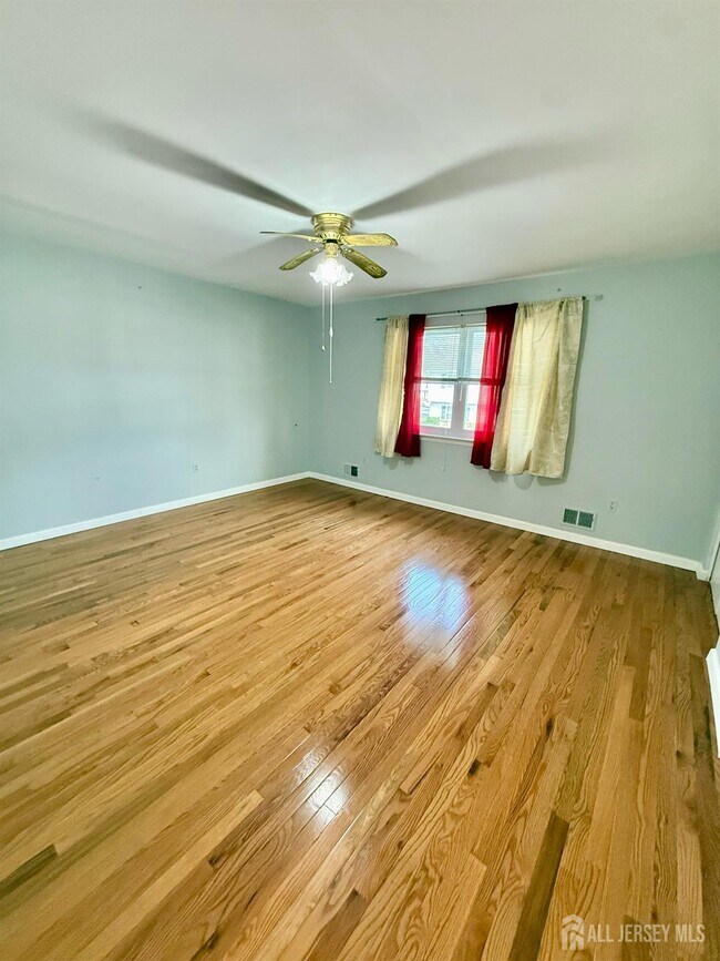 Building Photo - 4 Texas Ct