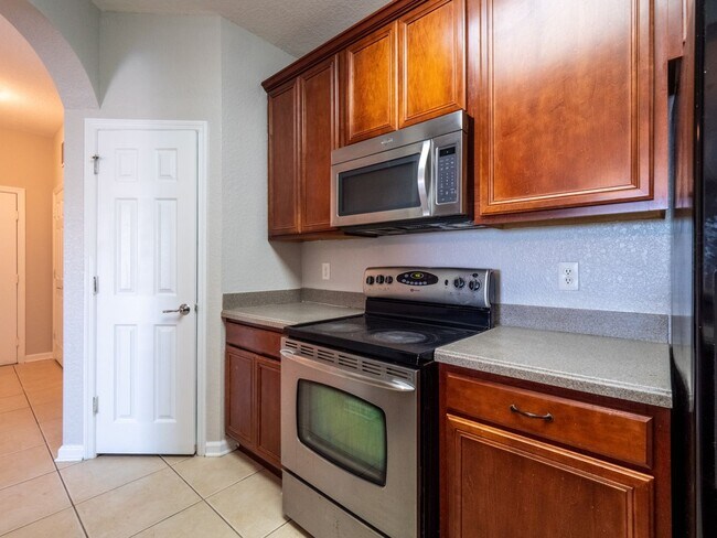 Building Photo - 3344 Robert Trent Jones Dr
