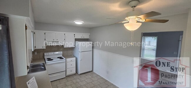 Building Photo - Beautiful 3 Bedroom 1 Bathroom in Independence!