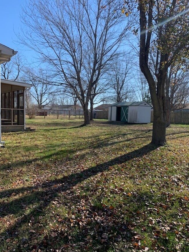 Building Photo - WILLARD 3 Bedroom 2 Bath + Bonus Room