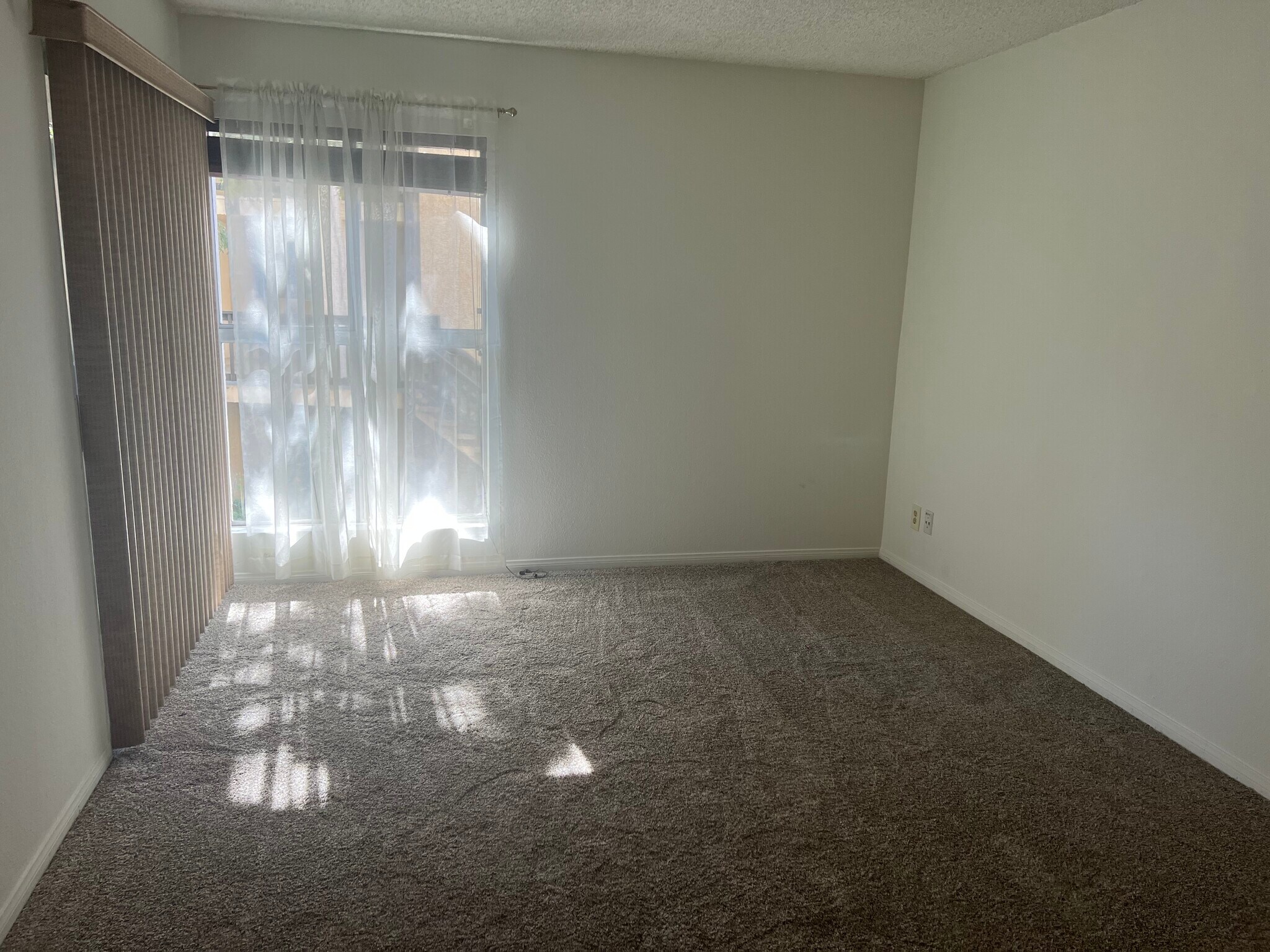 Building Photo - 5120 Raintree Cir