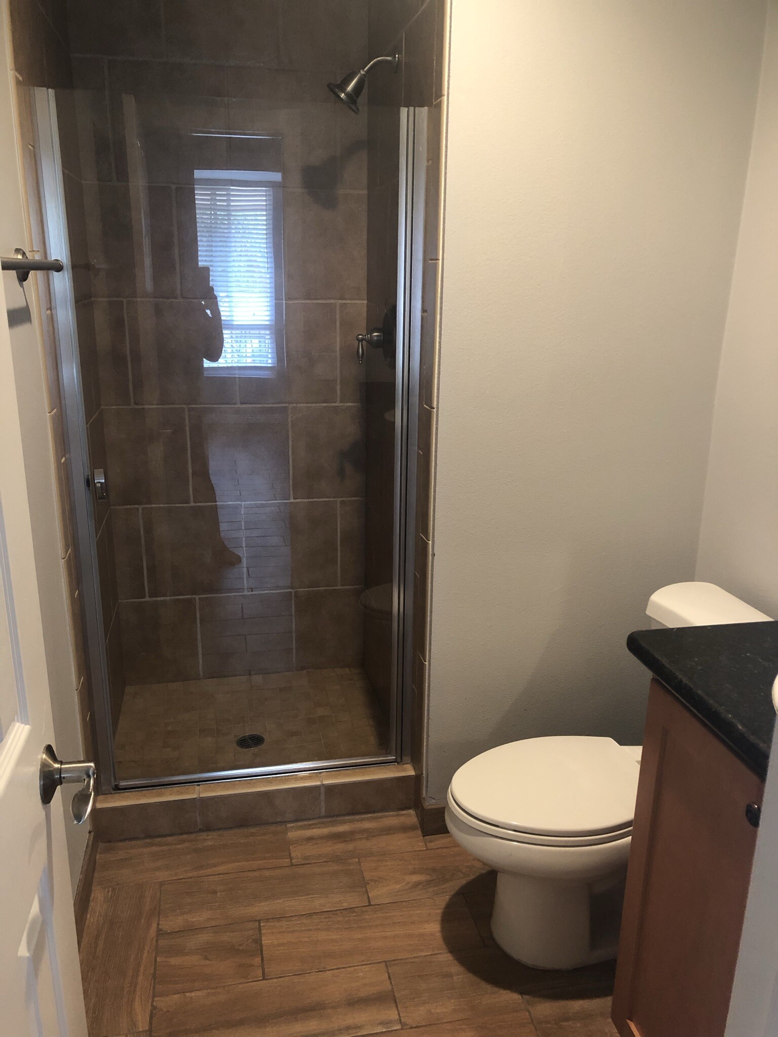#1 Bathroom - 5540 Lindo Paseo