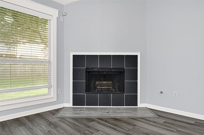 Building Photo - 4019 Bytrail Ct