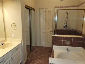 Building Photo - 1420 Eastview St