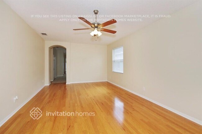 Building Photo - 5319 Santa Ana Dr