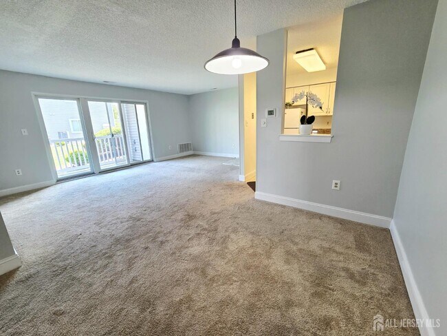 Building Photo - 8113 Tamarron Dr
