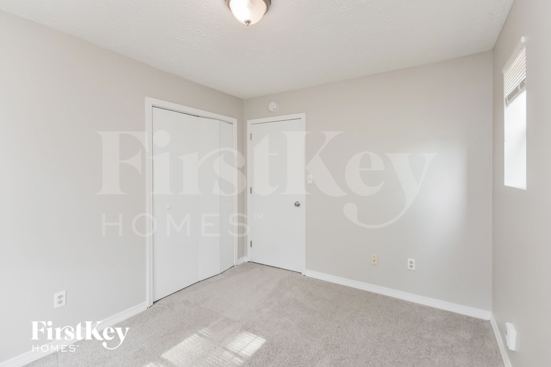 Building Photo - 2281 Briarwood Cir SW