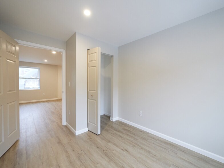 Building Photo - 5333 Penn Ave