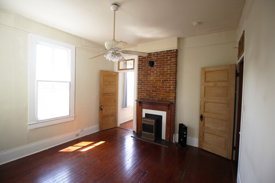 Building Photo - 7815 Birch St