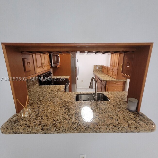 Building Photo - 1114 NW 124th Ct