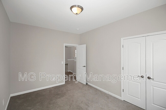 Building Photo - 15111 Brannock Hills Dr