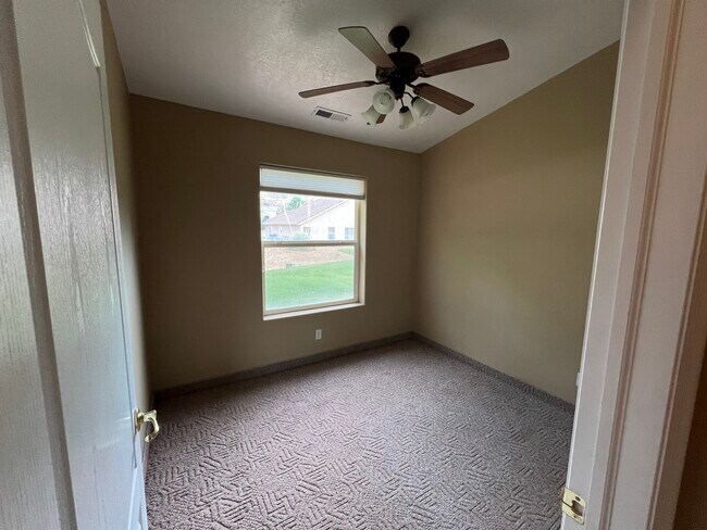 Building Photo - 2139 W 127 S