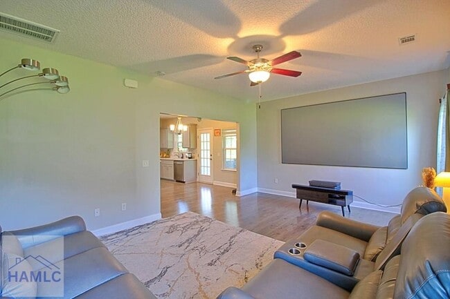Building Photo - 179 Rutledge Dr