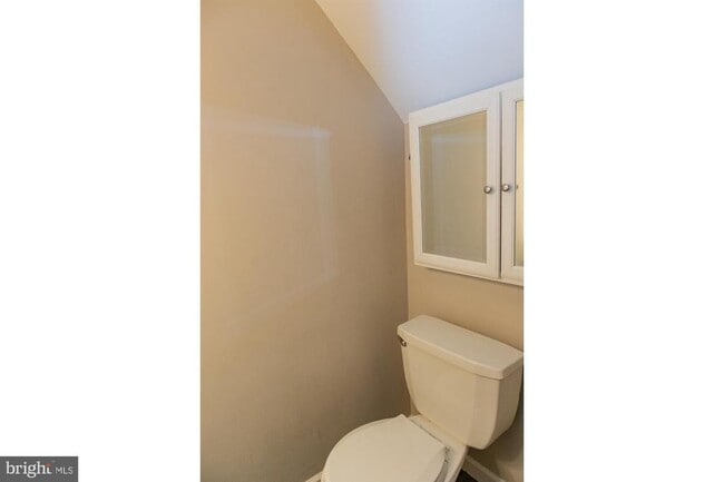 Building Photo - 54 Reliance Ct