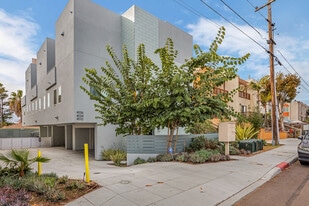 Building Photo - 4034 Riviera Dr