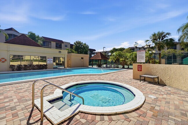 Building Photo - 10401 W Broward Blvd