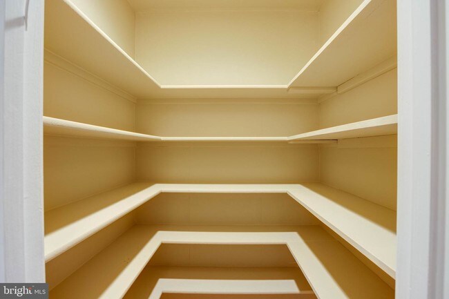 Building Photo - 13616 Northbourne Dr