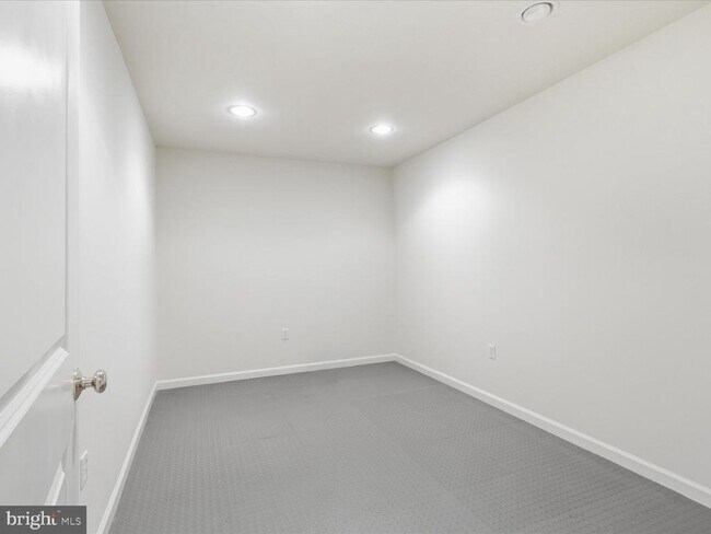 Building Photo - 7752 Grandwind Dr