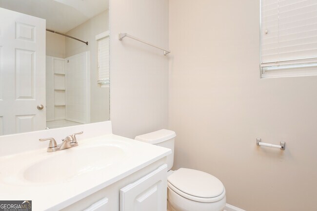Building Photo - 307 Kaley Dr