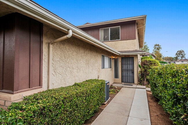 Building Photo - 12143 Wintercrest Dr